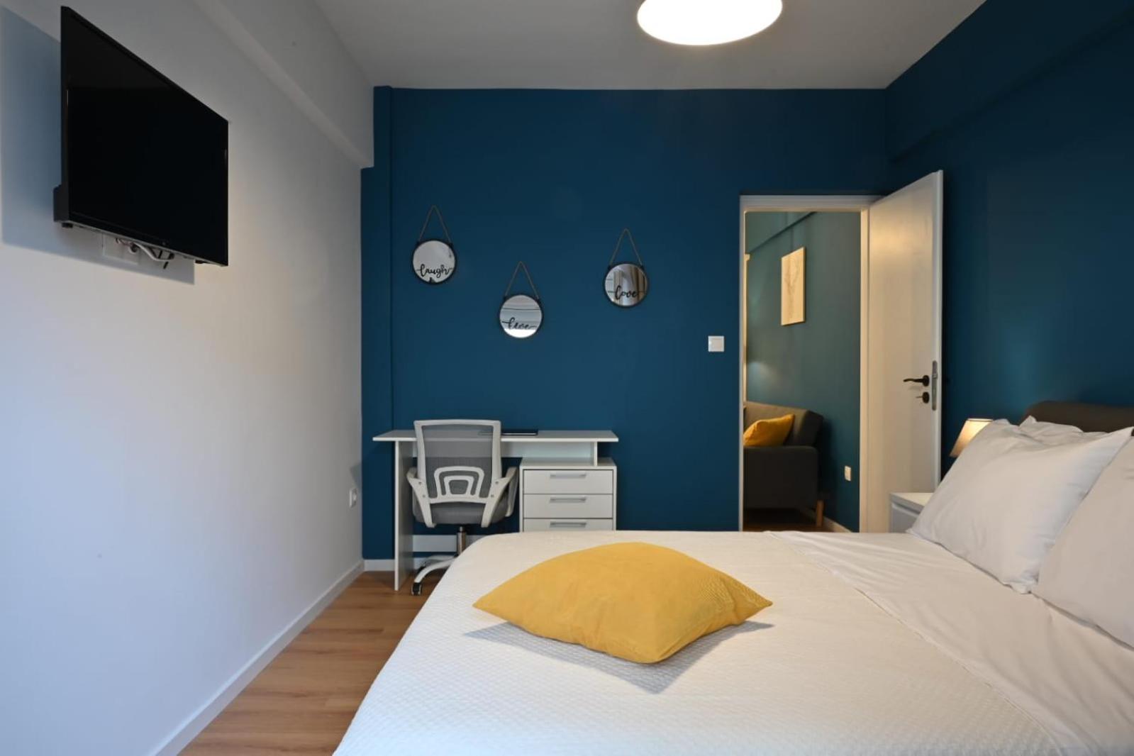 Modern Two Bedroom Apartment At Koukaki Атина Екстериор снимка