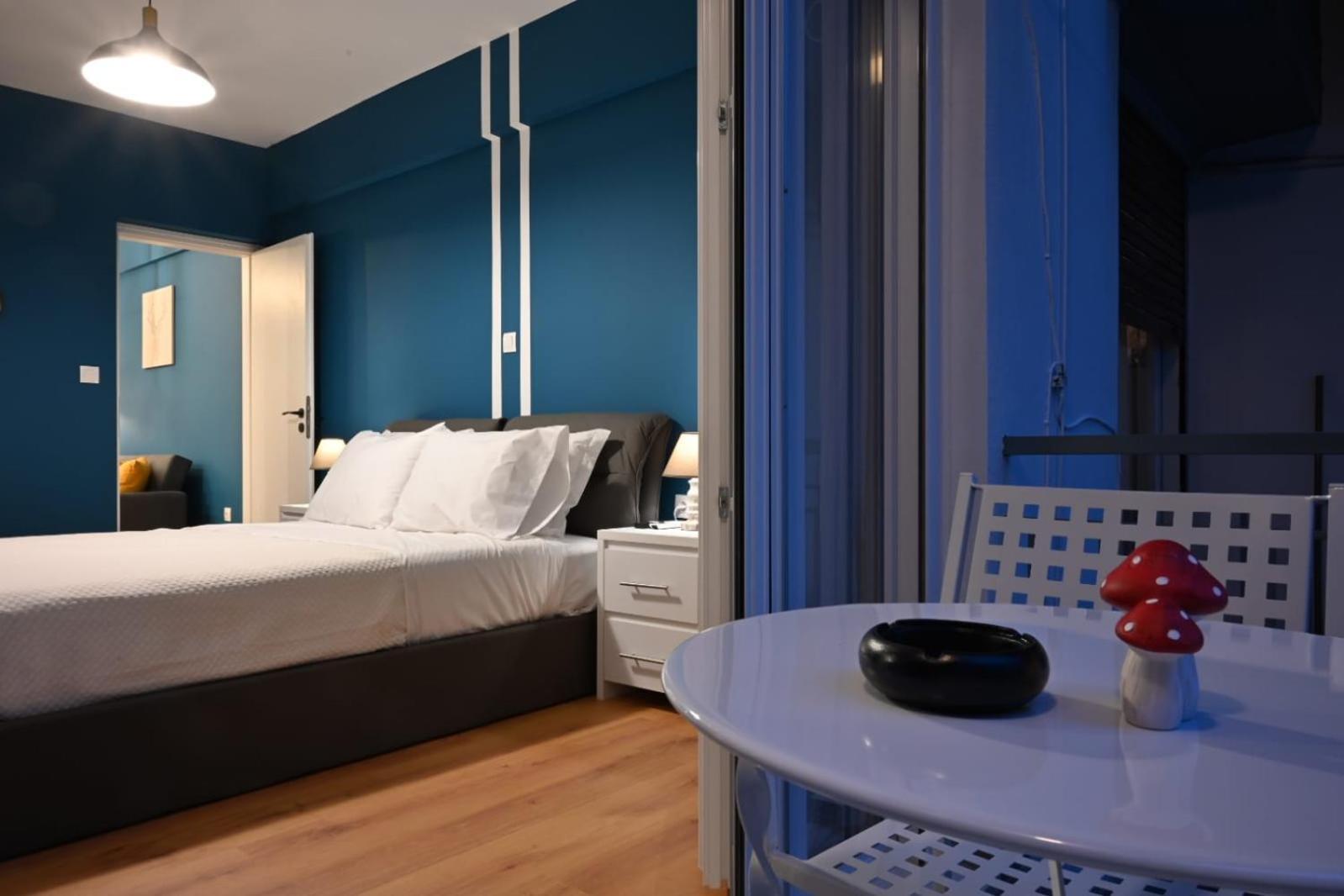 Modern Two Bedroom Apartment At Koukaki Атина Екстериор снимка
